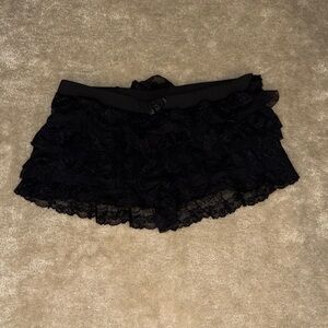 Ruffle shorts